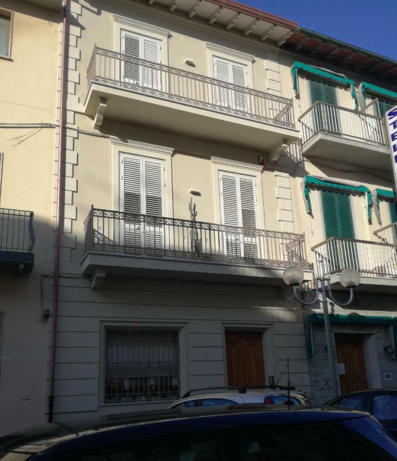 Apartamento La Casa Di Anna Viareggio Exterior foto